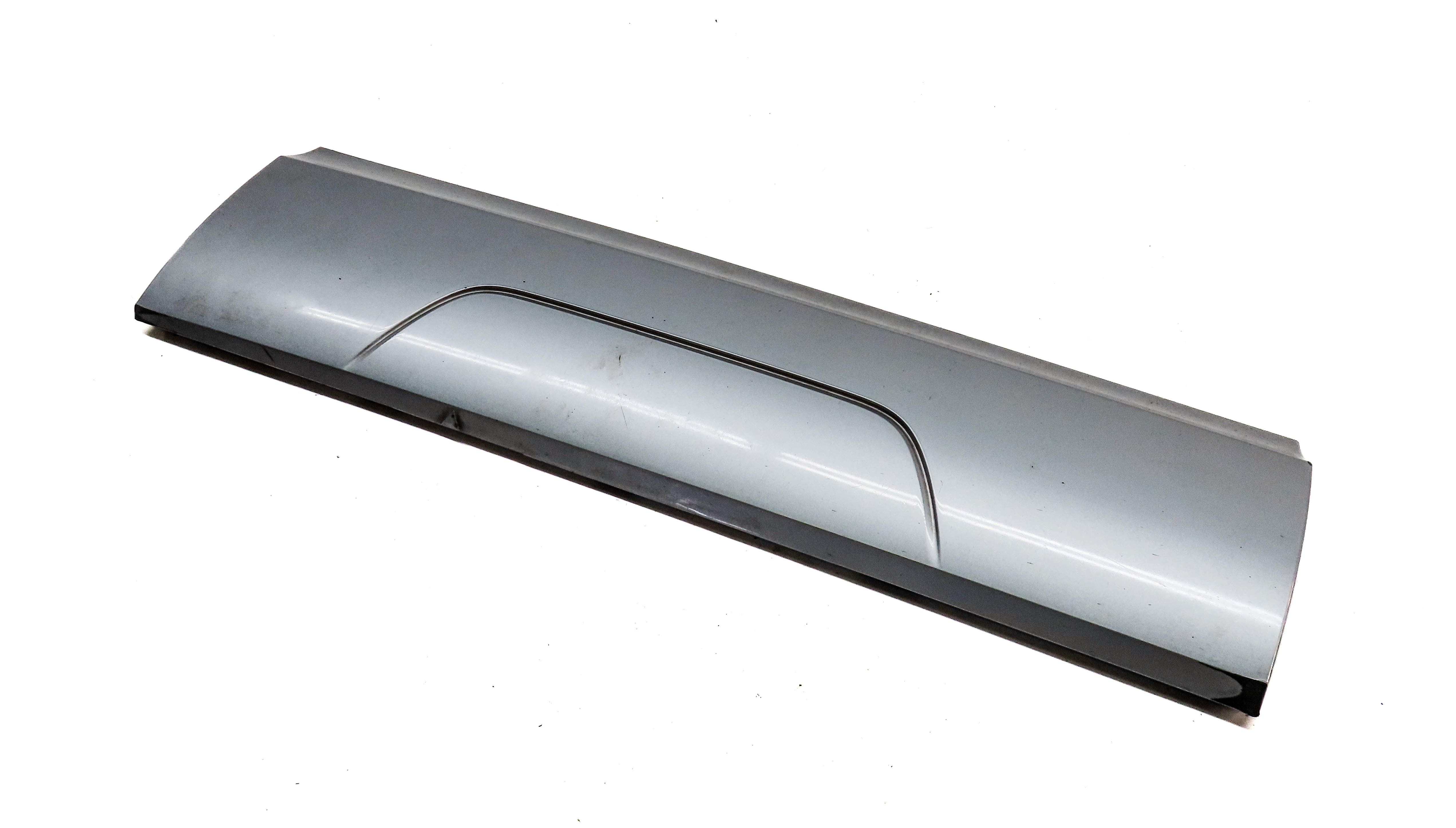 2015 AUDI Q3 (8U) REAR RIGHT LOWER EXTERIOR DOOR TRIM PANEL MOULDING (Silver) — exact item pictured